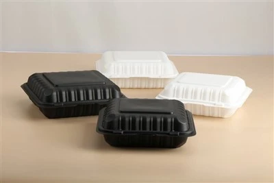 Plastična posuda za hranu u restoranu